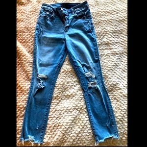 Abercrombie Destructed Jeans